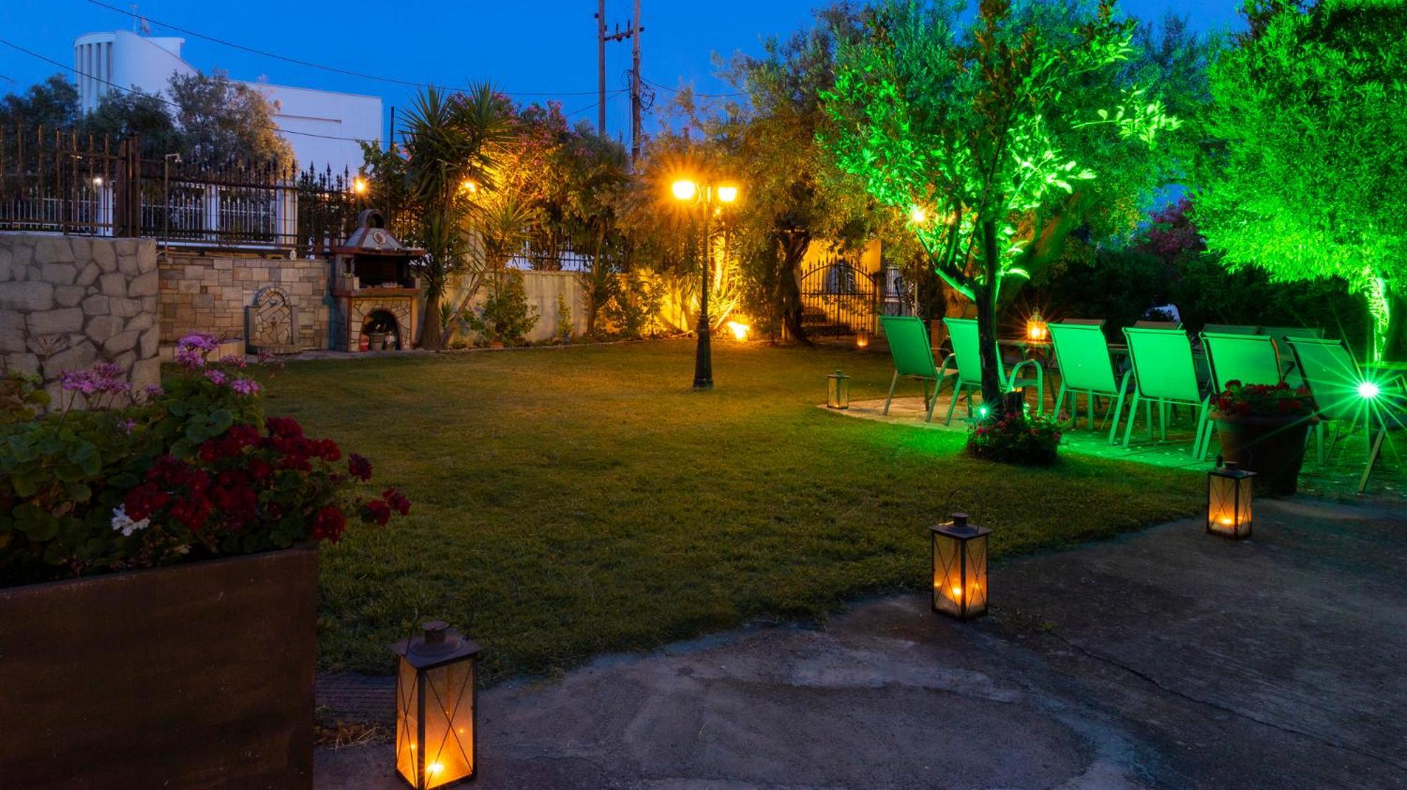 Salonikiou Beach Apartments & Villas Ayos Nikolaos Dış mekan fotoğraf