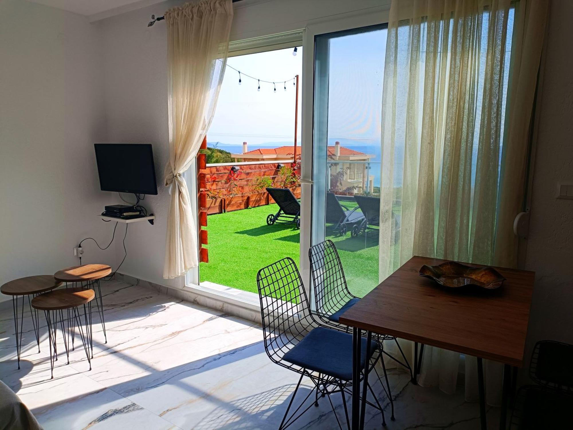 Salonikiou Beach Apartments & Villas Ayos Nikolaos Dış mekan fotoğraf