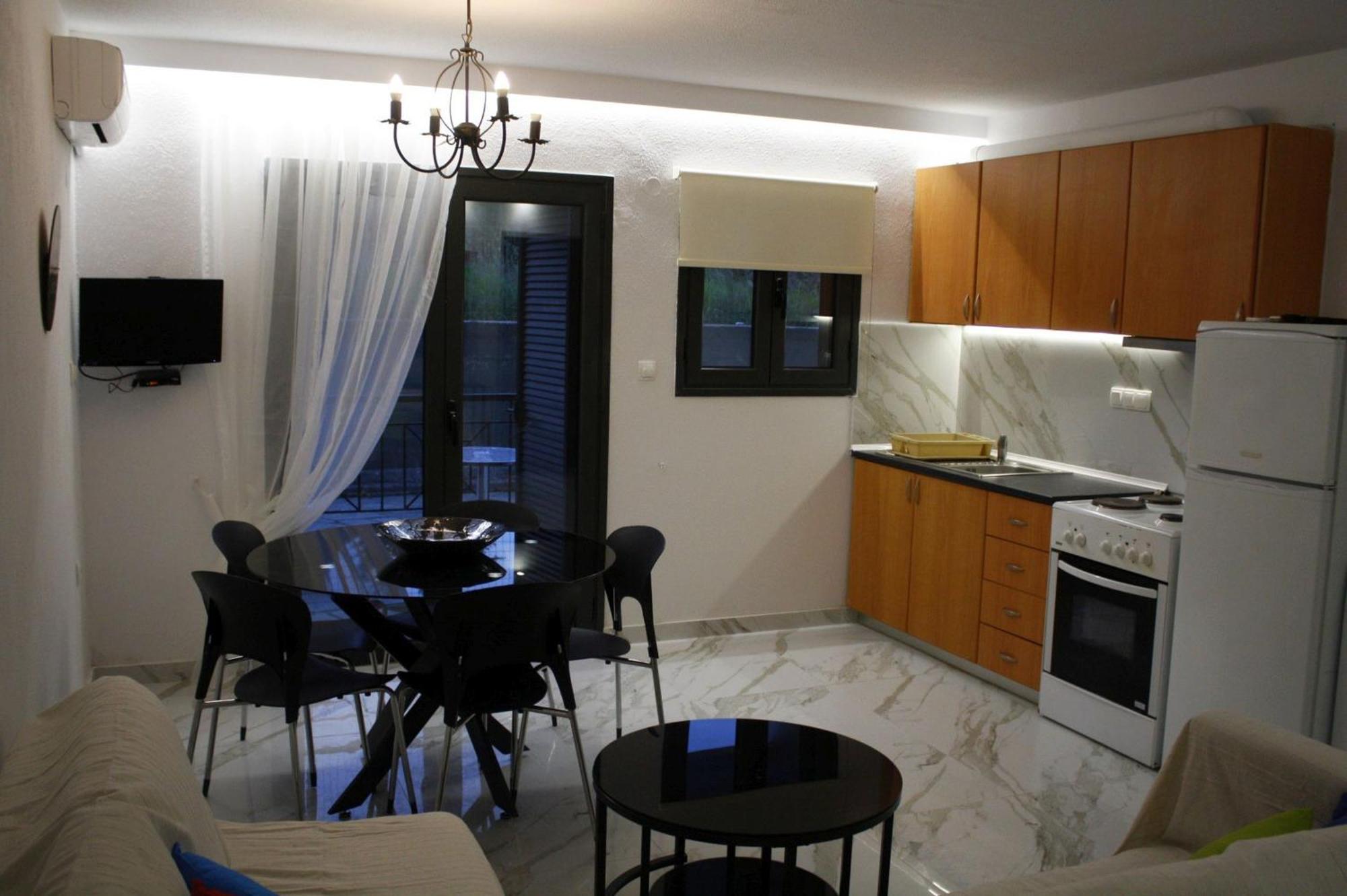 Salonikiou Beach Apartments & Villas Ayos Nikolaos Dış mekan fotoğraf