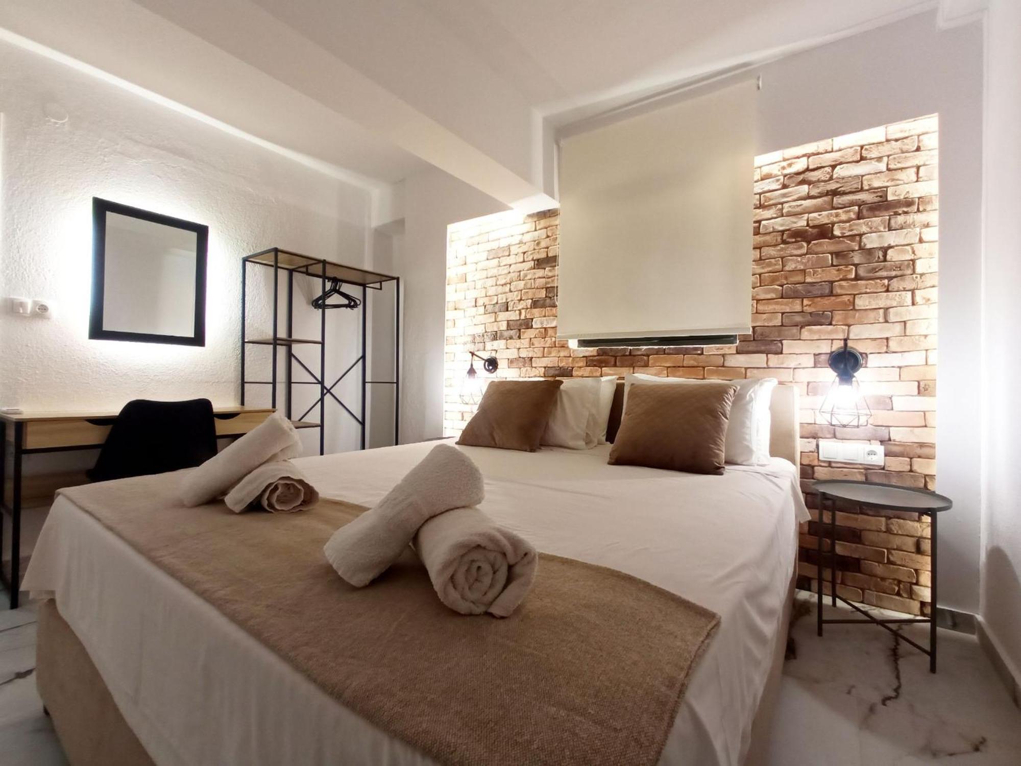 Salonikiou Beach Apartments & Villas Ayos Nikolaos Dış mekan fotoğraf