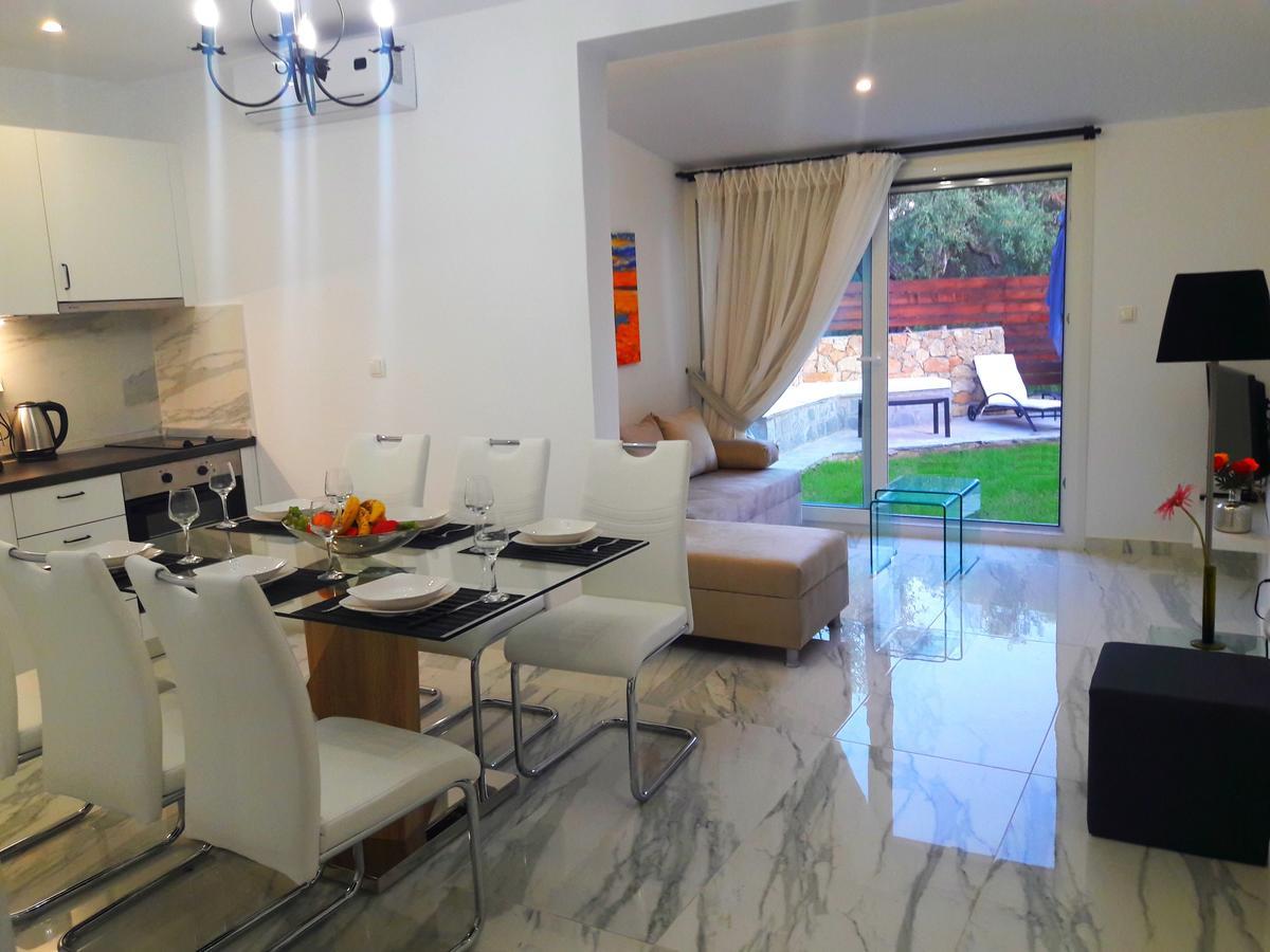 Salonikiou Beach Apartments & Villas Ayos Nikolaos Dış mekan fotoğraf